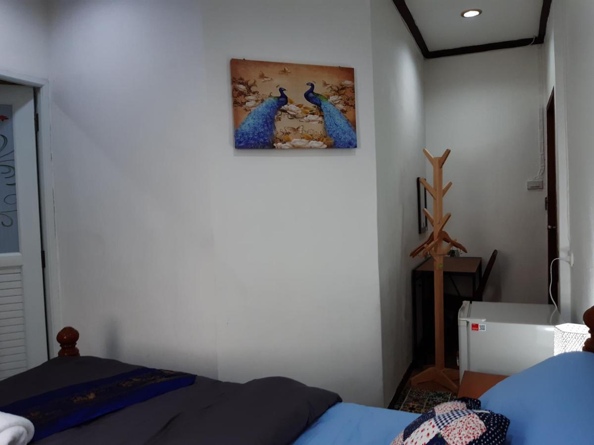 A & P House Apartment Bangkok Exterior photo